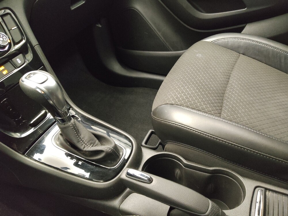 2017 Buick Encore in Midlothian, IL 60445 - 18113360 26