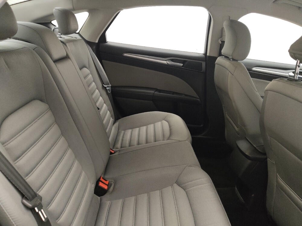 2015 Ford Fusion in Midlothian, IL 60445 - 18113361 19