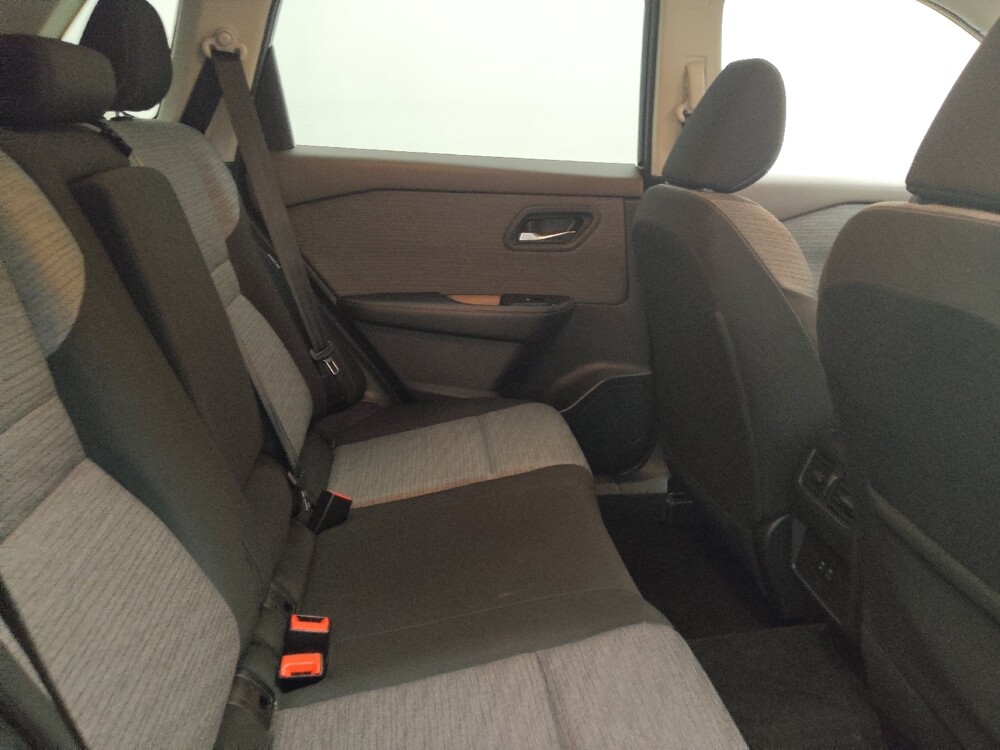 2023 Nissan Rogue in Lombard, IL 60148 - 18113362 19