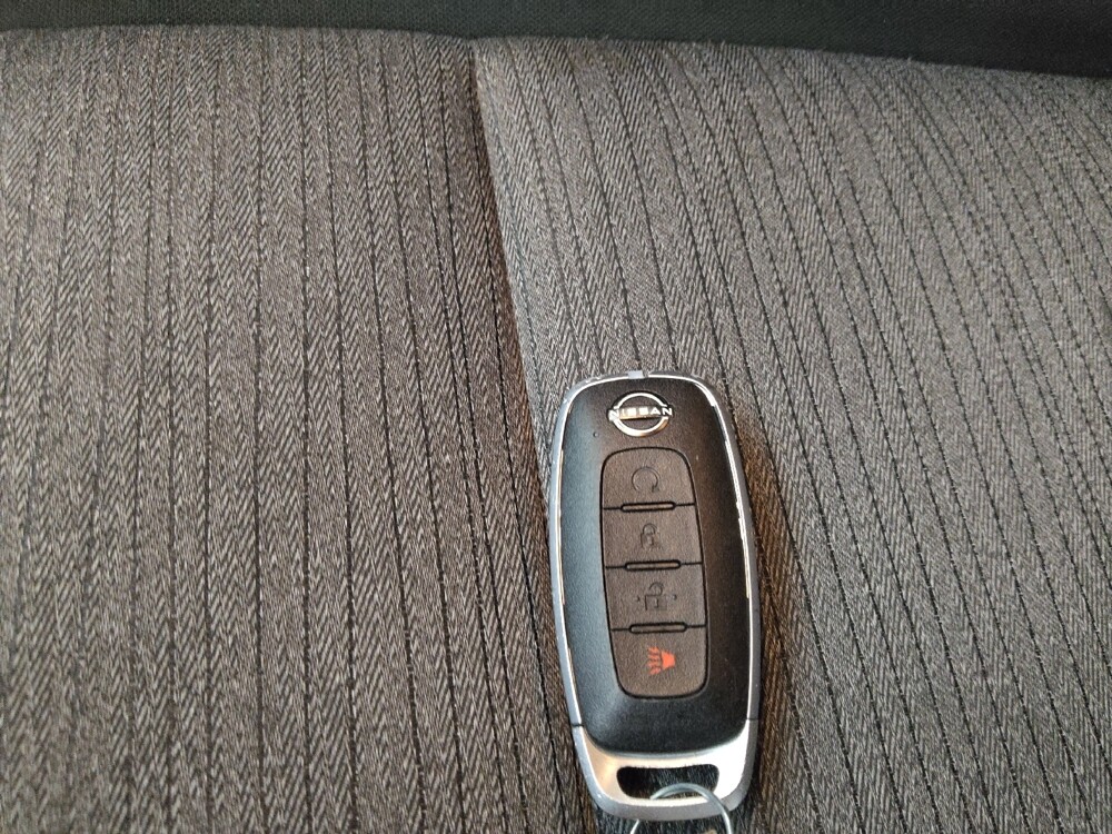 2023 Nissan Rogue in Lombard, IL 60148 - 18113362 32