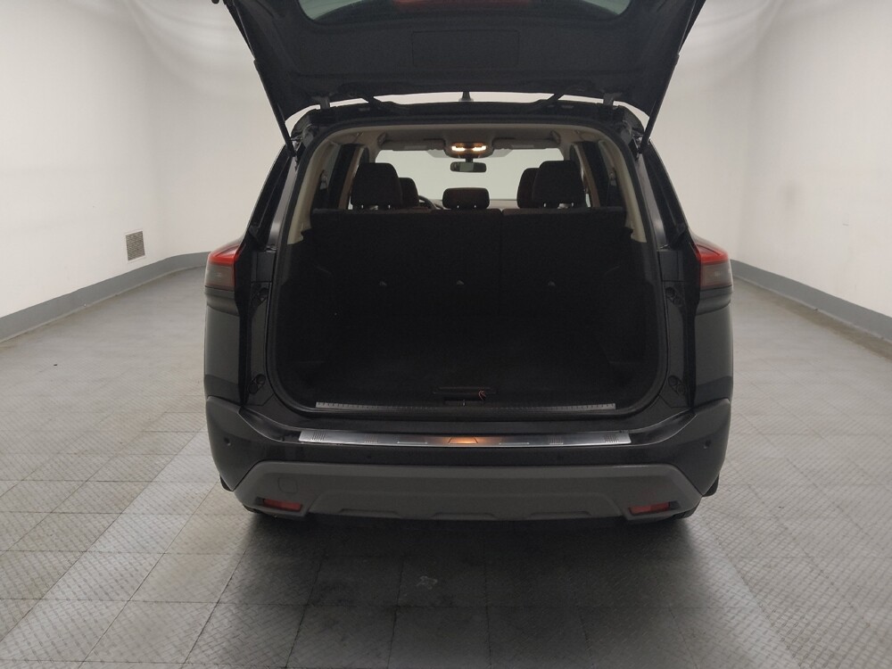 2023 Nissan Rogue in Lombard, IL 60148 - 18113362 29