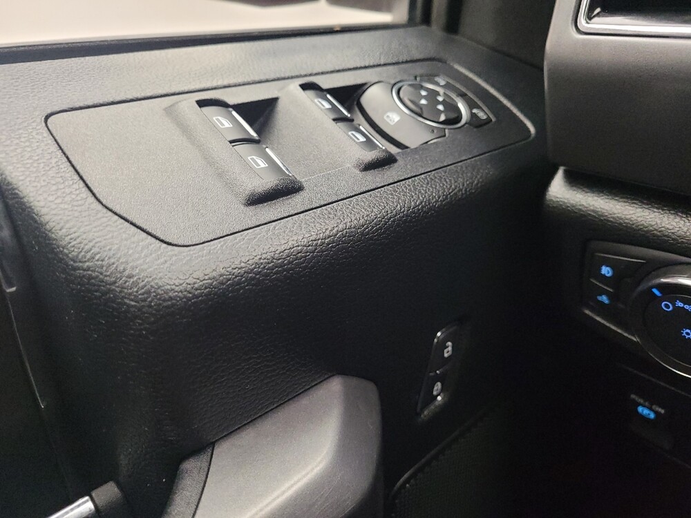 2019 Ford F150 in Taylor, MI 48180 - 18113366 27