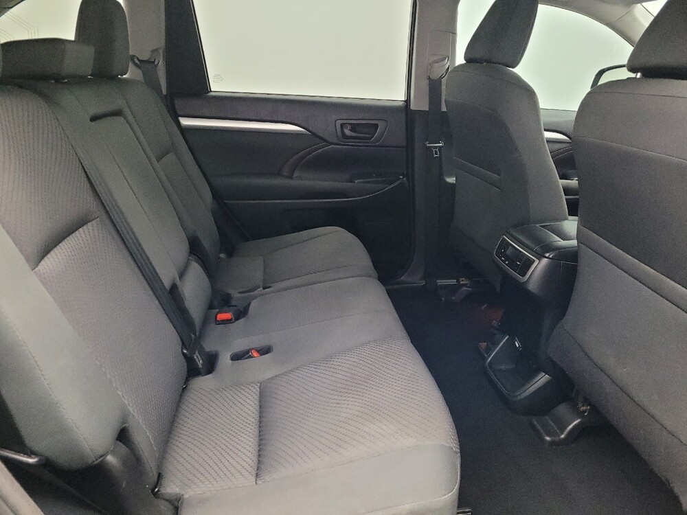 2018 Toyota Highlander in Jacksonville, FL 32210 - 18113370 19