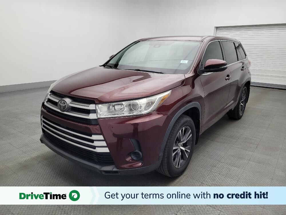 2018 Toyota Highlander in Jacksonville, FL 32210 - 18113370