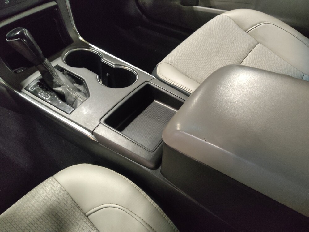 2016 Toyota Camry in Jacksonville, FL 32225 - 18113377 26