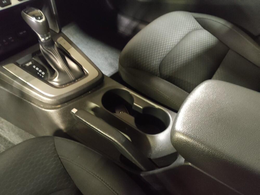 2019 Hyundai Elantra in Gainesville, FL 32609 - 18113378 26