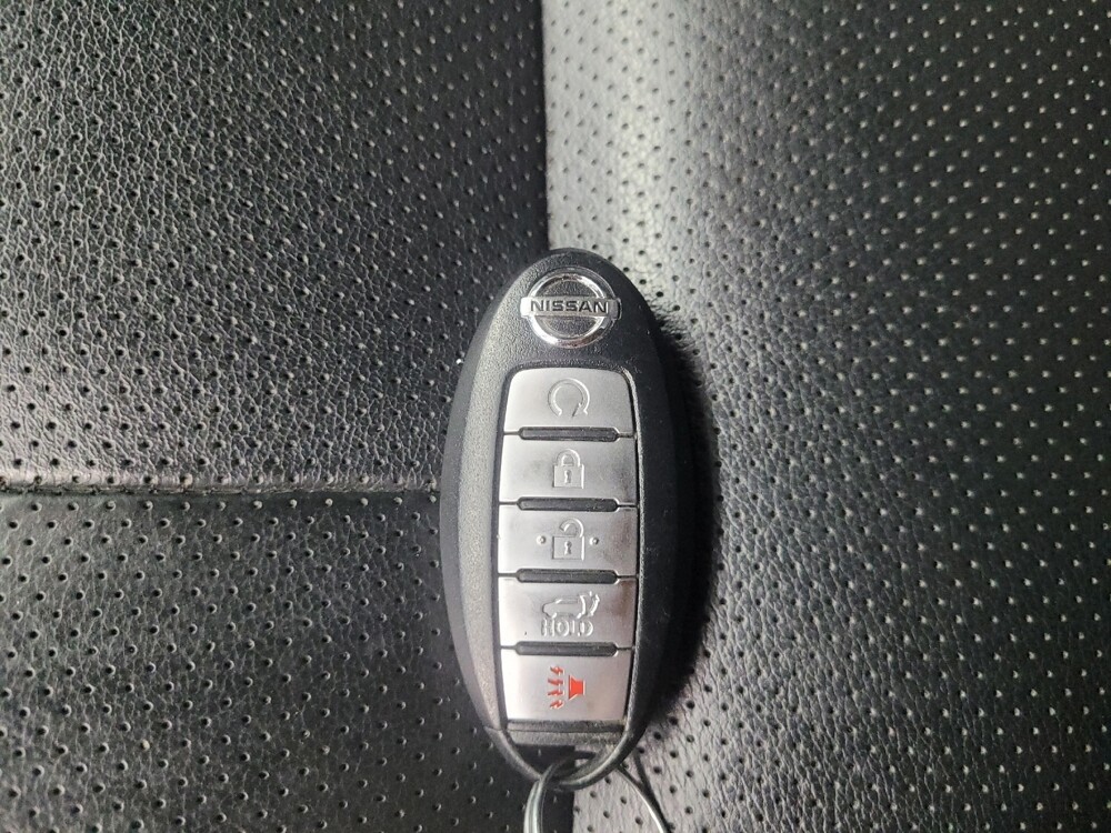 2018 Nissan Murano in Indianapolis, IN 46222 - 18113379 32