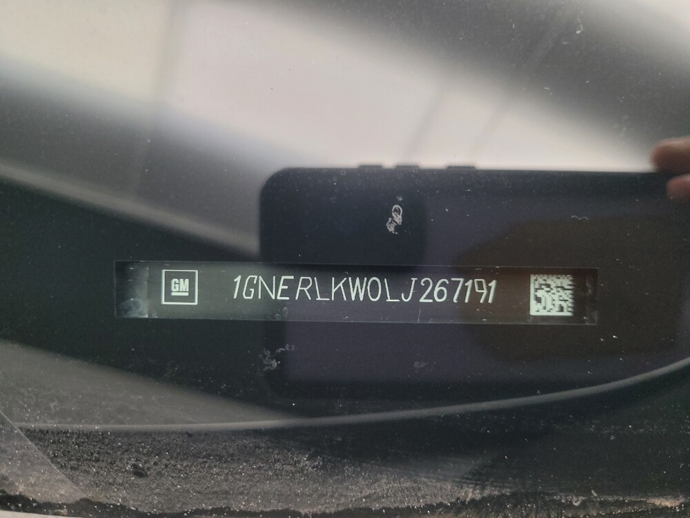 2020 Chevrolet Traverse in Indianapolis, IN 46222 - 18113382 33