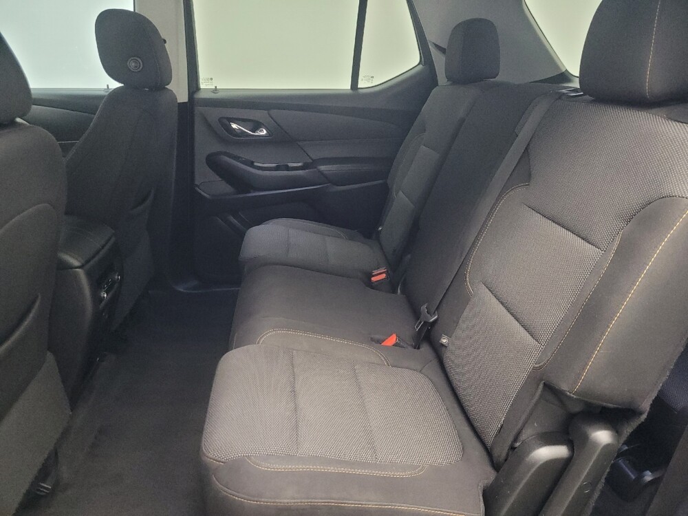 2020 Chevrolet Traverse in Indianapolis, IN 46222 - 18113382 18