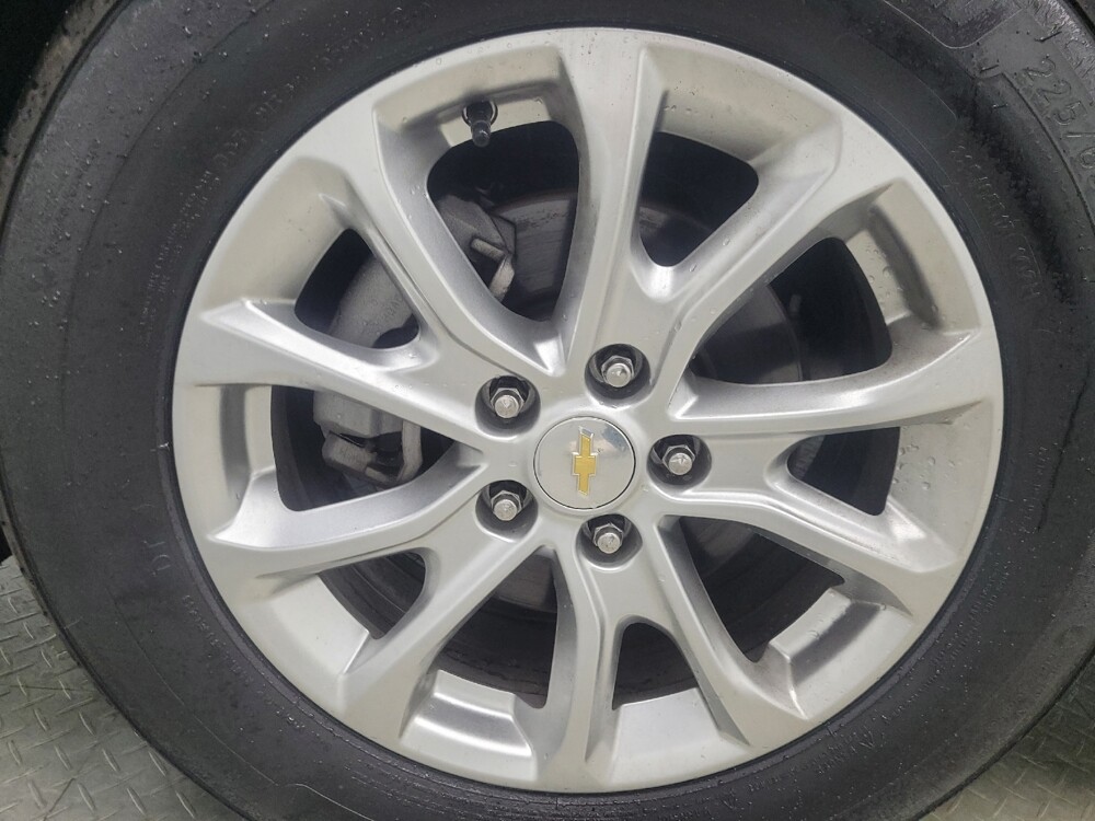 2021 Chevrolet Equinox in Highland, IN 46322 - 18113383 31