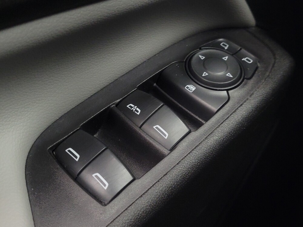 2021 Chevrolet Equinox in Highland, IN 46322 - 18113383 27