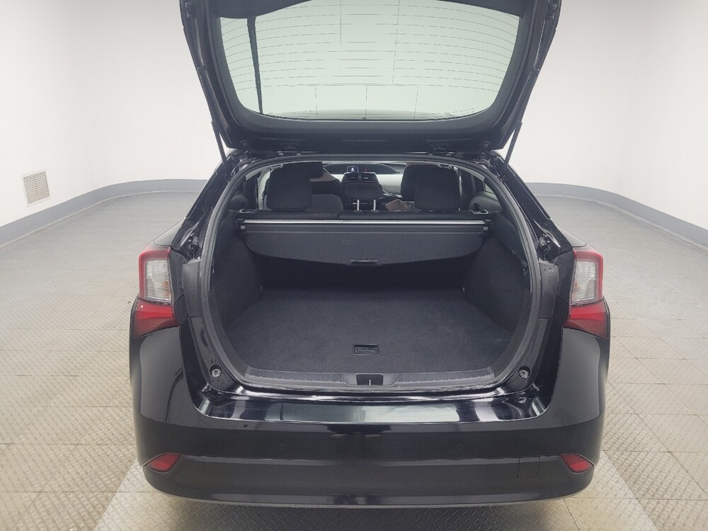 2022 Toyota Prius in Indianapolis, IN 46219 - 18113384 29