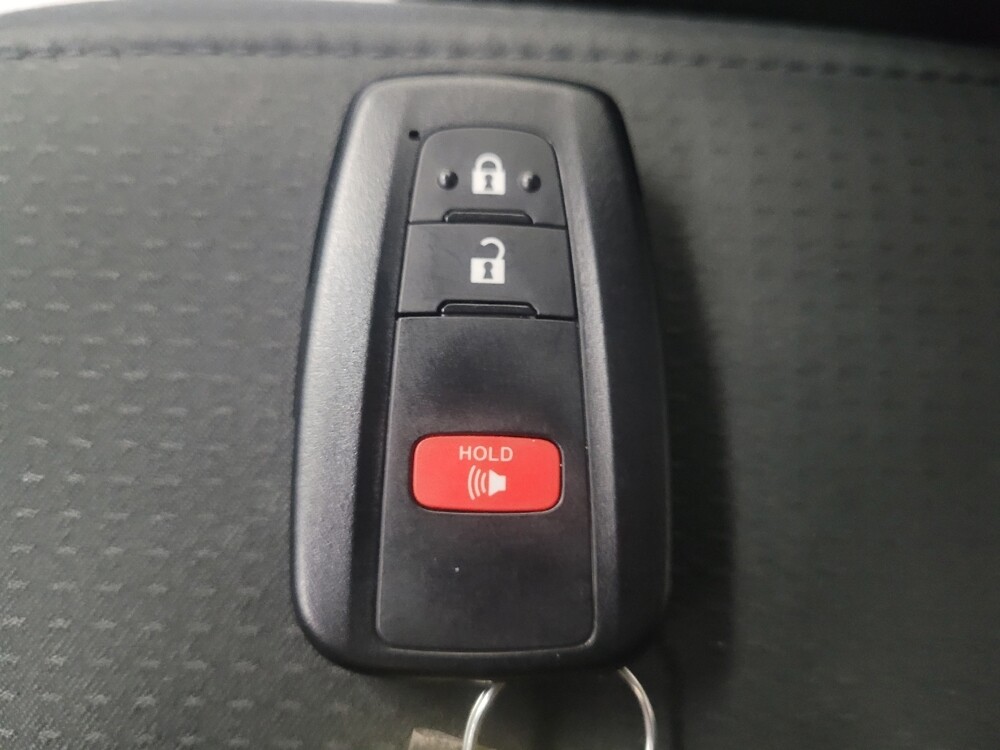 2022 Toyota Prius in Indianapolis, IN 46219 - 18113384 32