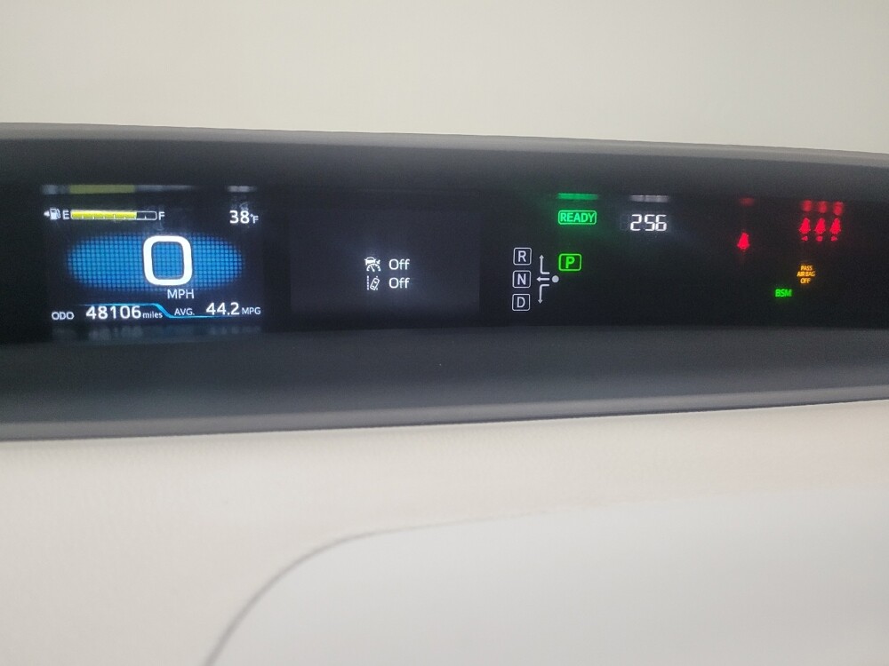 2022 Toyota Prius in Indianapolis, IN 46219 - 18113384 23