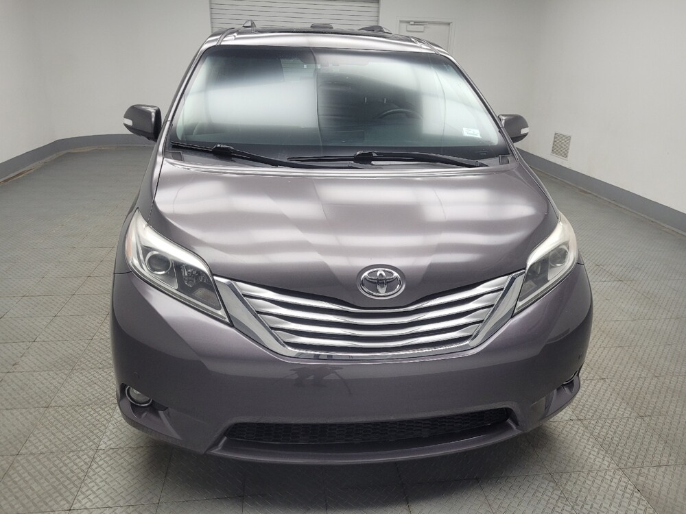 2016 Toyota Sienna in Indianapolis, IN 46222 - 18113389 14