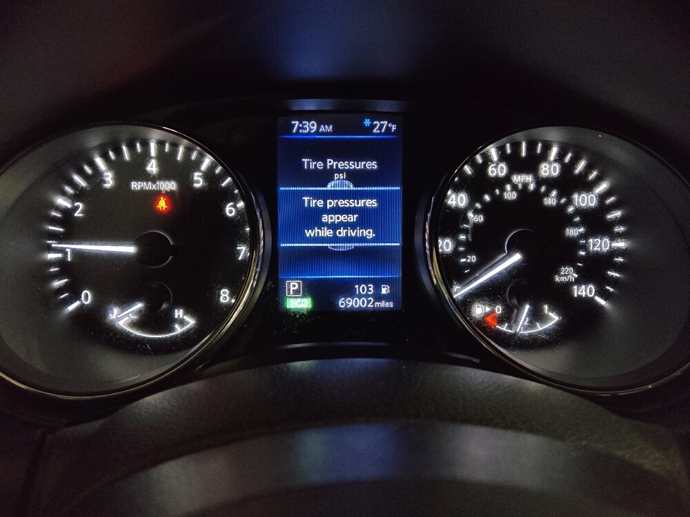 2018 Nissan Rogue in Knoxville, TN 37923 - 18113395 23