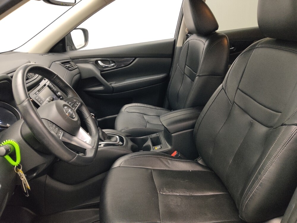 2018 Nissan Rogue in Knoxville, TN 37923 - 18113395 17