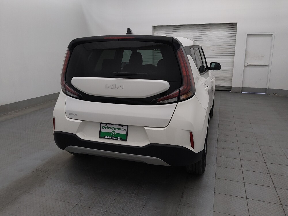 2024 Kia Soul in Lakeland, FL 33815 - 18113400 7