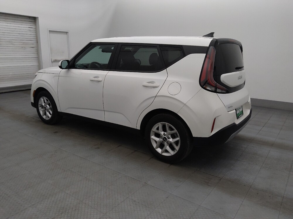 2024 Kia Soul in Lakeland, FL 33815 - 18113400 3