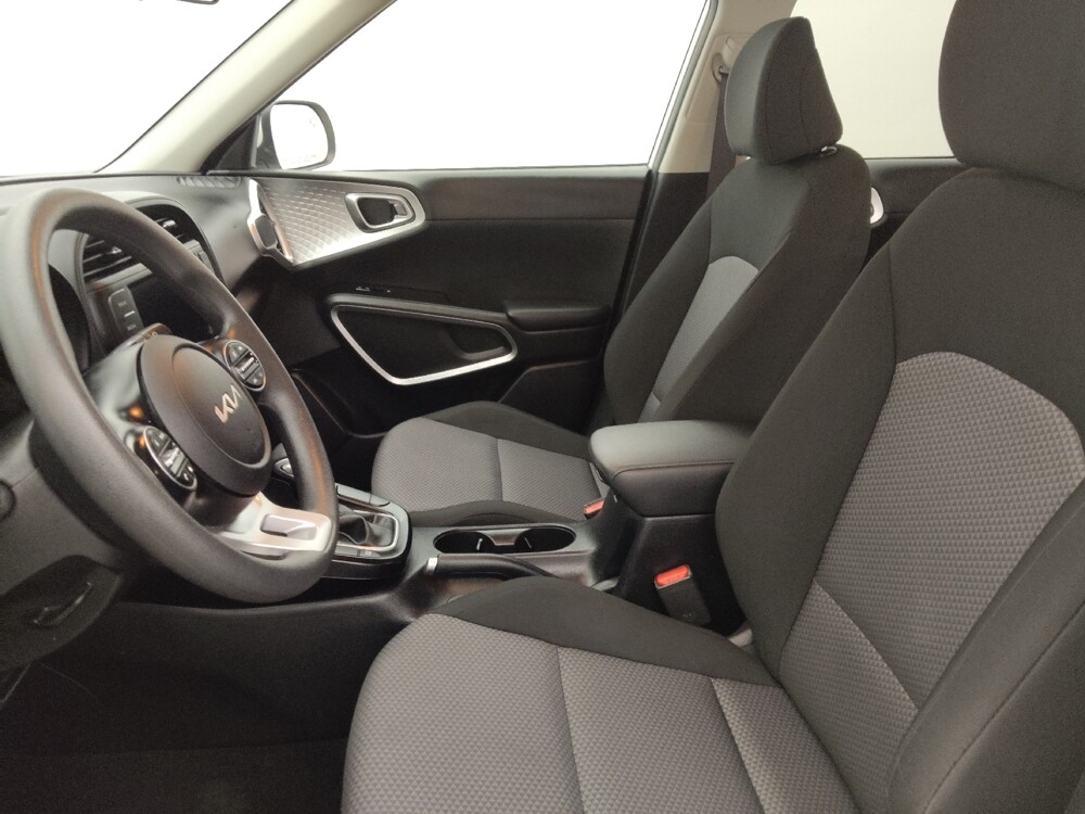 2024 Kia Soul in Lakeland, FL 33815 - 18113400 17