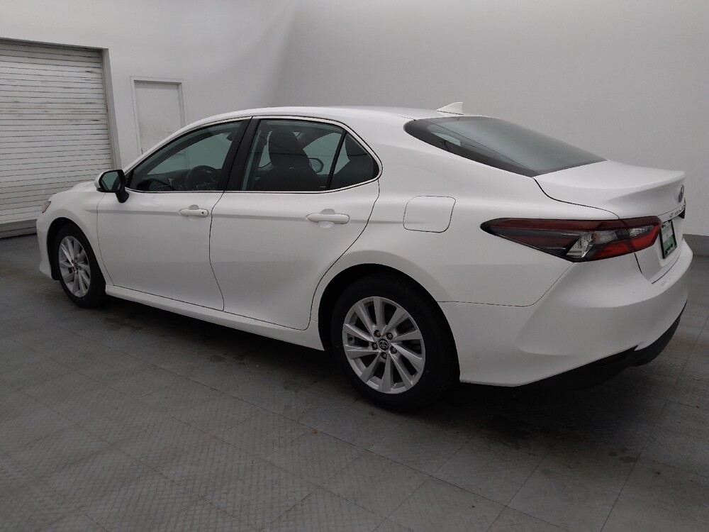 2021 Toyota Camry in Knoxville, TN 37923 - 18113401 3