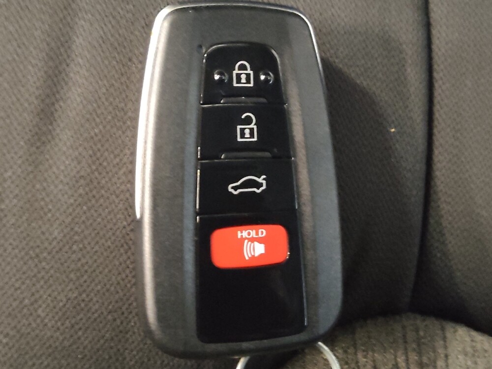 2021 Toyota Camry in Knoxville, TN 37923 - 18113401 32