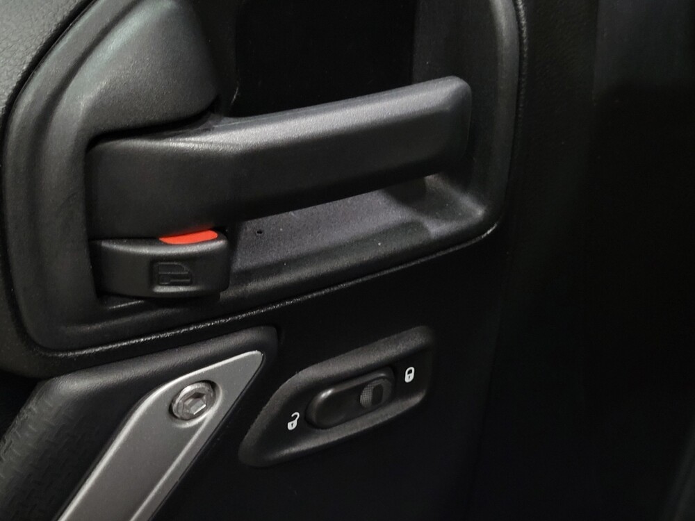 2014 Jeep Wrangler in Pittsburgh, PA 15236 - 18113413 27