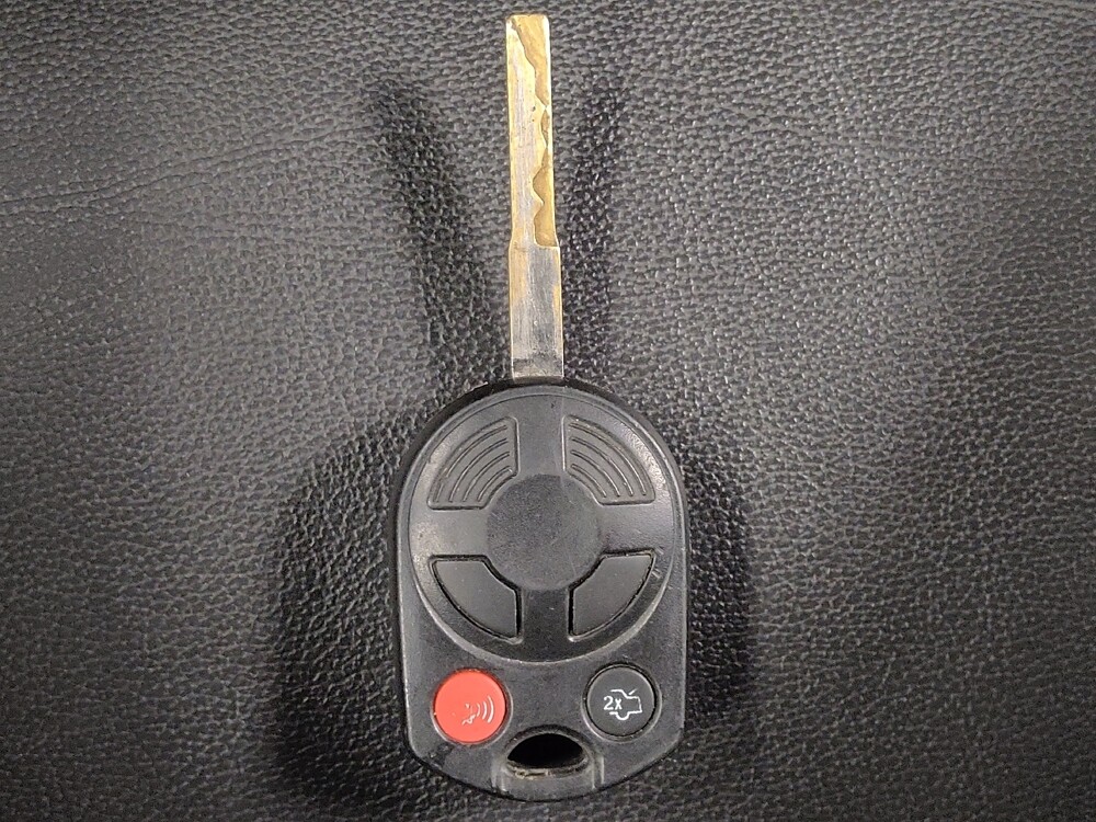 2018 Ford Escape in Houston, TX 77034 - 18113419 32