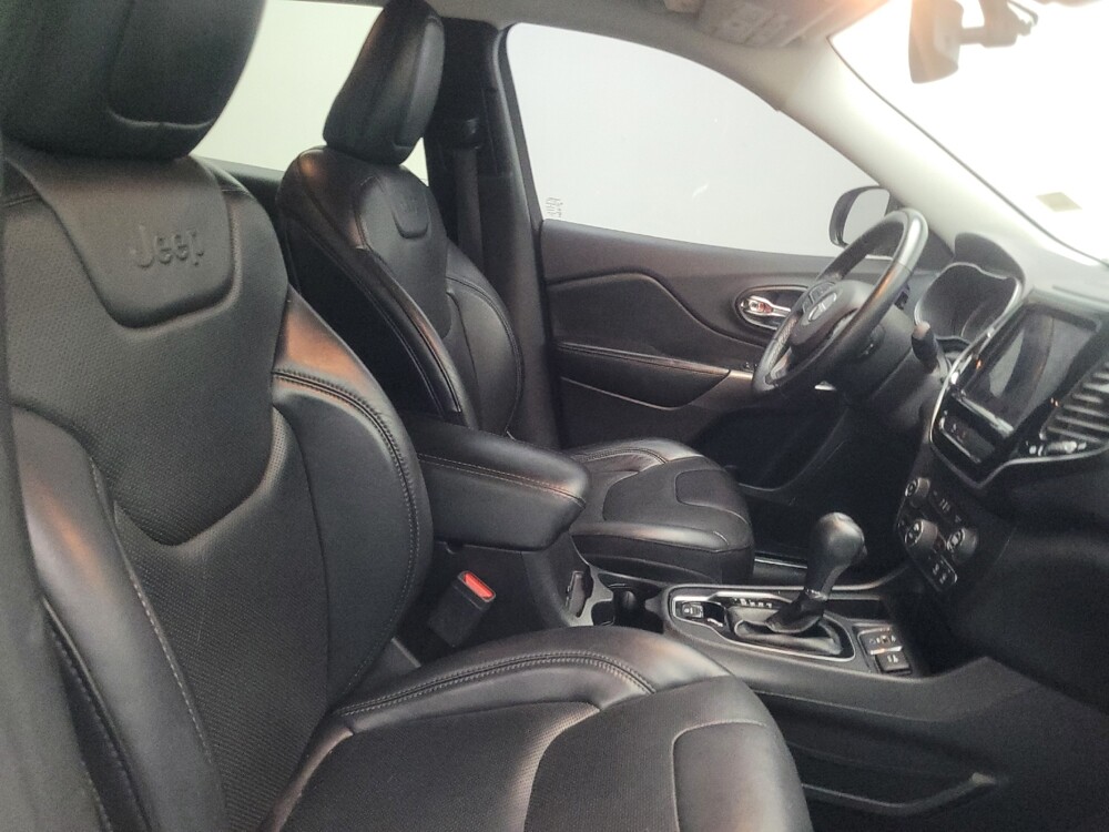 2019 Jeep Cherokee in Morrow, GA 30260 - 18113421 21