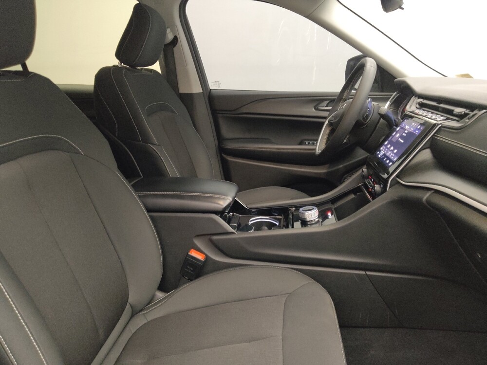 2023 Jeep Grand Cherokee L in Midlothian, IL 60445 - 18113423 21