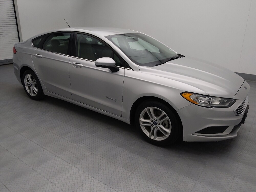 2018 Ford Fusion in St. Louis, MO 63136 - 18113424 11