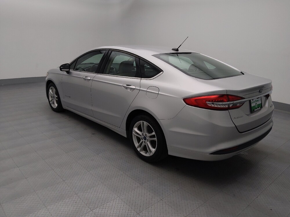 2018 Ford Fusion in St. Louis, MO 63136 - 18113424 5