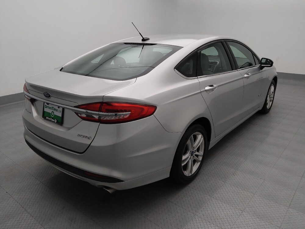 2018 Ford Fusion in St. Louis, MO 63136 - 18113424 9