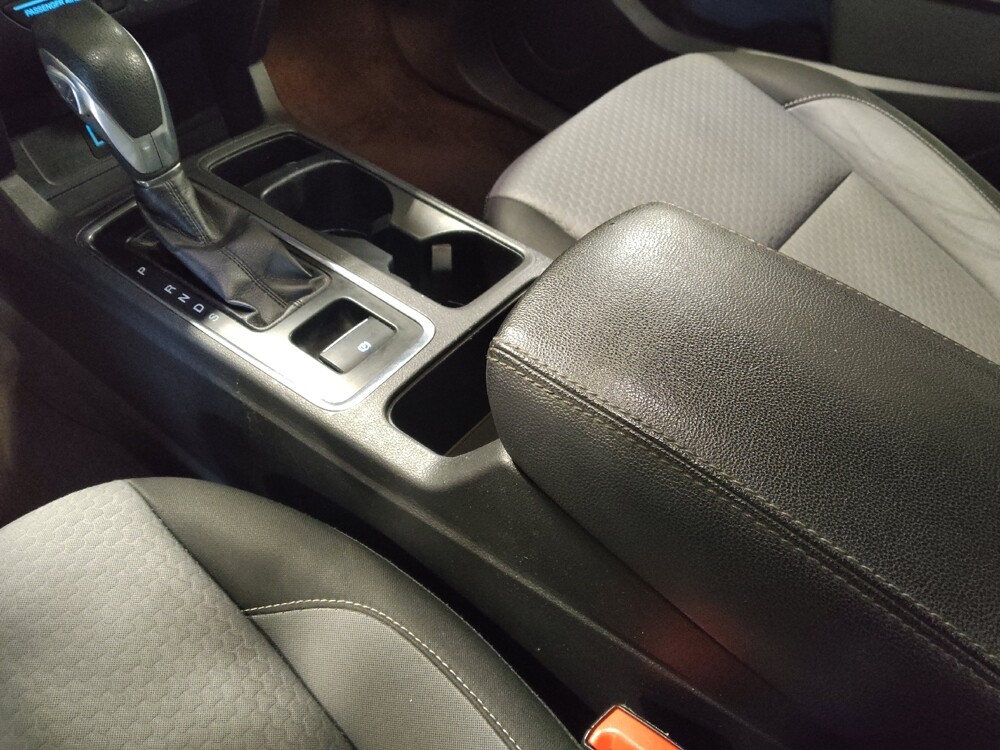 2019 Ford Escape in Jacksonville, FL 32210 - 18113434 26