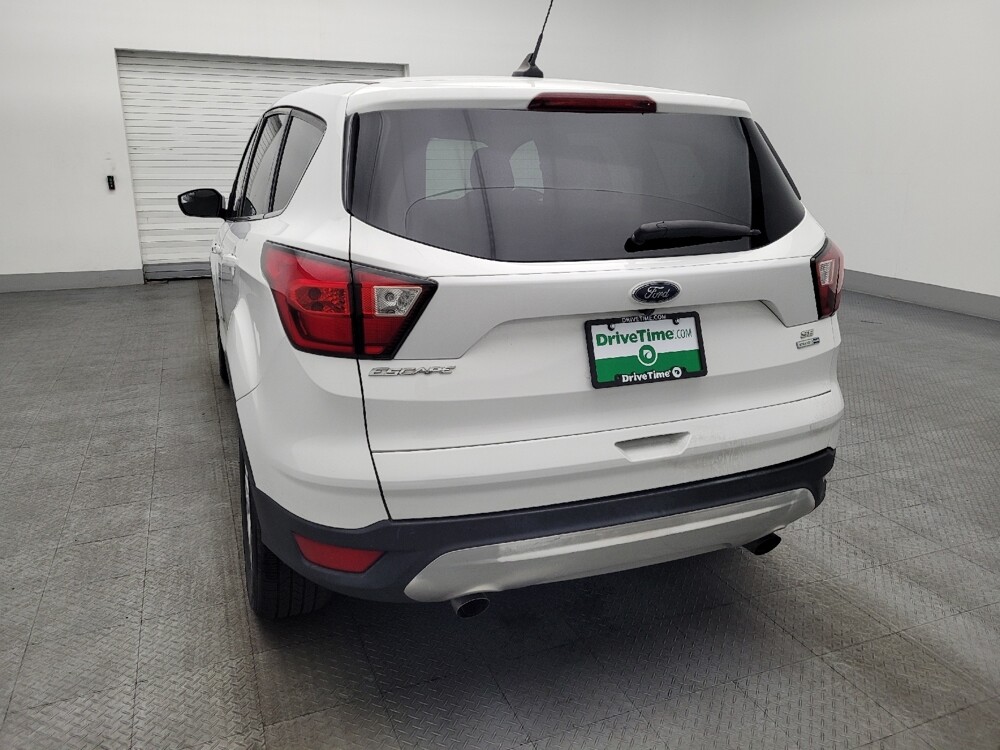 2019 Ford Escape in Jacksonville, FL 32210 - 18113434 6