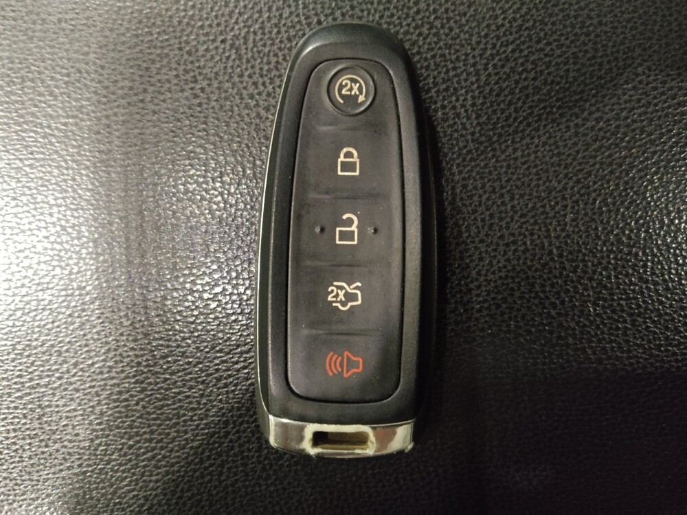 2019 Ford Escape in Jacksonville, FL 32210 - 18113434 32