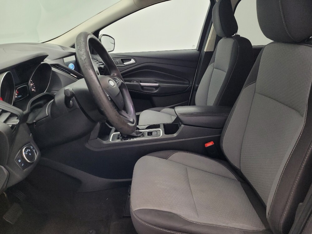2019 Ford Escape in Jacksonville, FL 32210 - 18113434 17