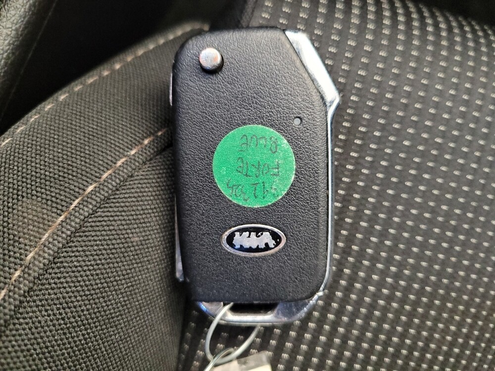 2021 Kia Forte in Cincinnati, OH 45255 - 18113438 32