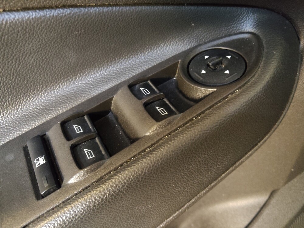 2016 Ford Escape in Greensboro, NC 27407 - 18113440 27