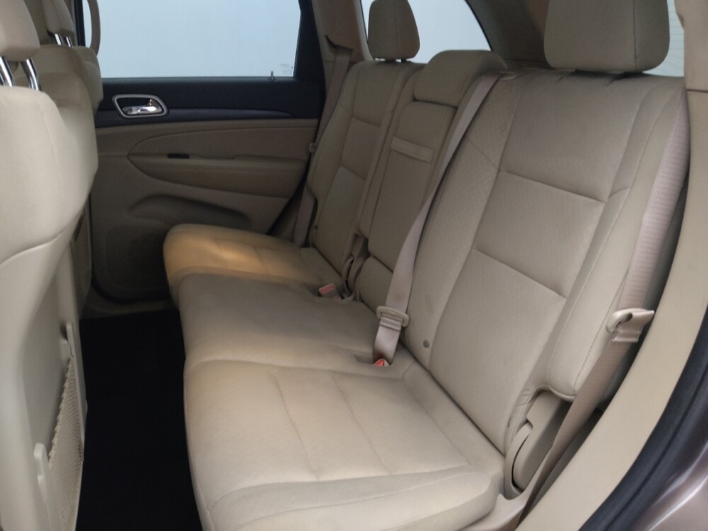 2019 Jeep Grand Cherokee in Salem, VA 24153 - 18113442 18