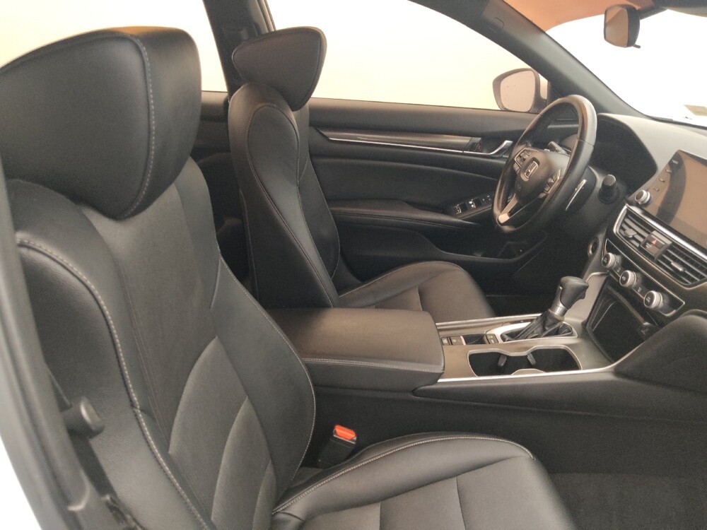 2019 Honda Accord in Fort Myers, FL 33907 - 18113451 21