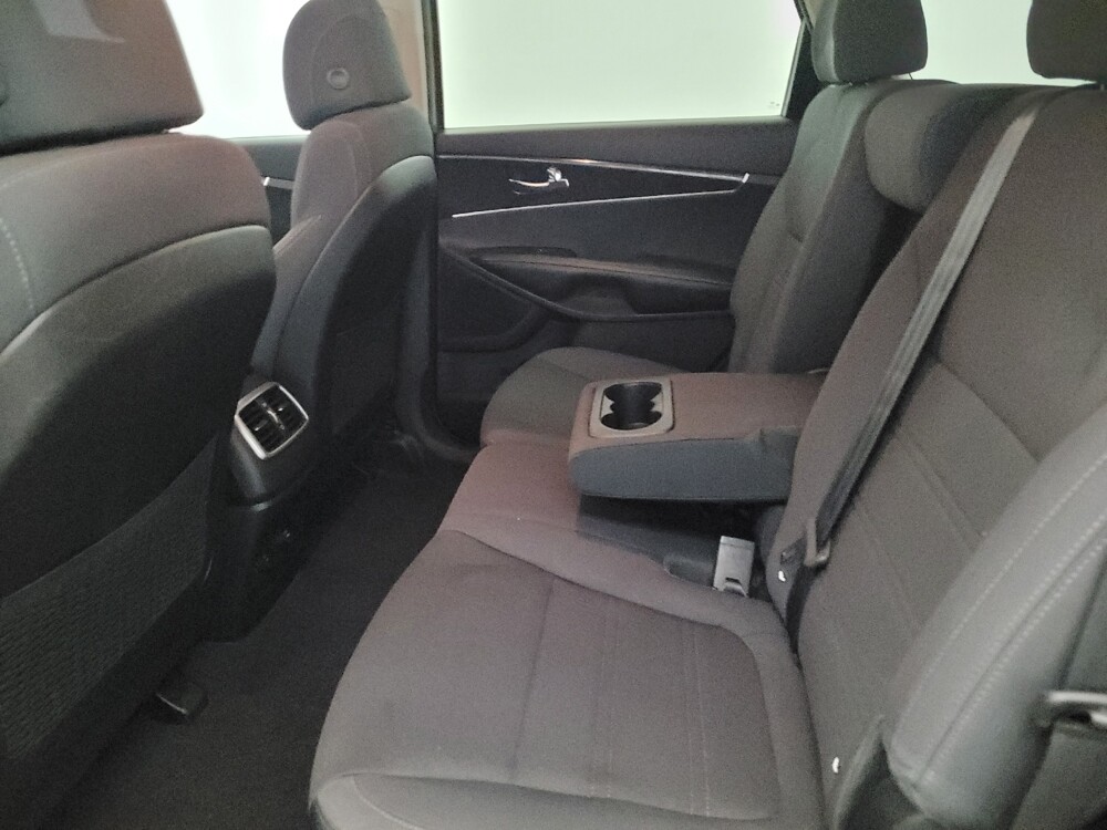 2017 Kia Sorento in New Castle, DE 19720 - 18113462 18