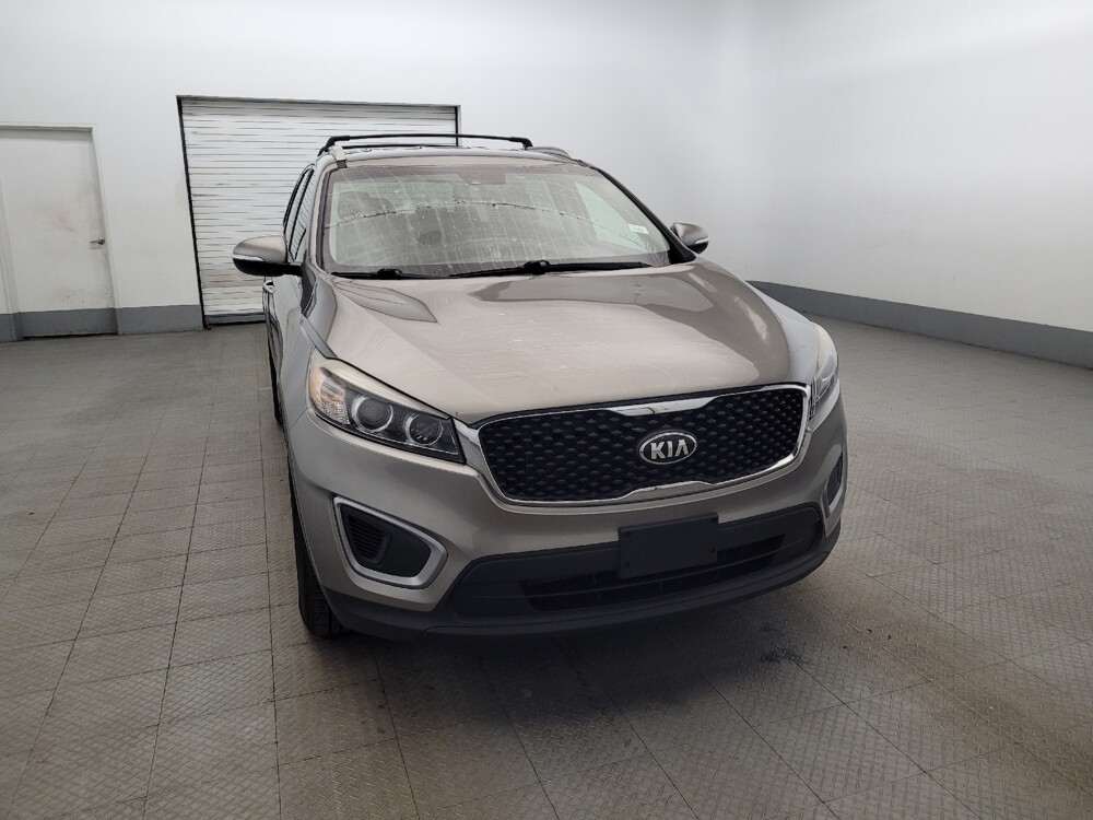 2017 Kia Sorento in New Castle, DE 19720 - 18113462 14