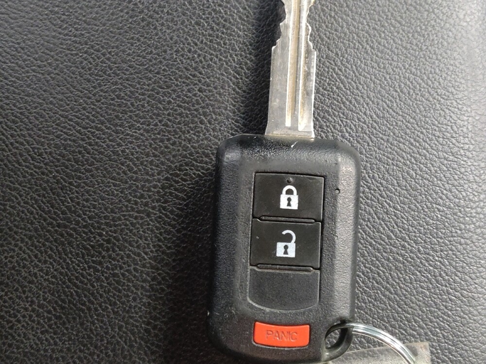 2017 Mitsubishi Outlander Sport in Tampa, FL 33619 - 18113466 32