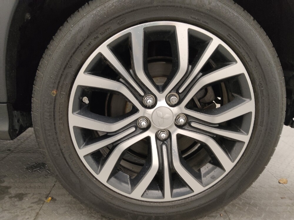 2017 Mitsubishi Outlander Sport in Tampa, FL 33619 - 18113466 31