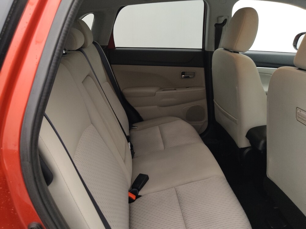 2017 Mitsubishi Outlander Sport in Tampa, FL 33619 - 18113466 19