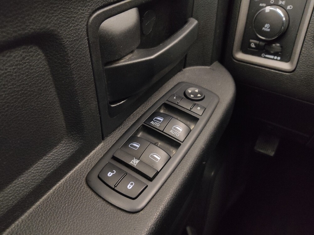 2017 RAM 1500 in Topeka, KS 66611 - 18113467 27