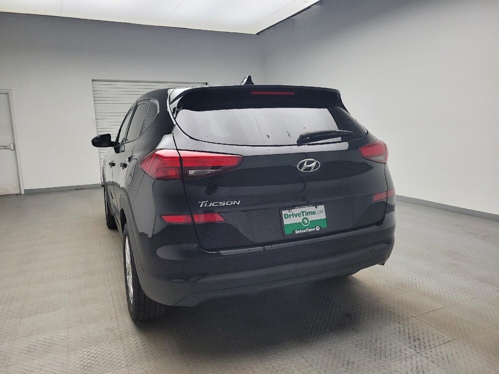 2020 Hyundai Tucson in Grand Rapids, MI 49508 - 18113469 6
