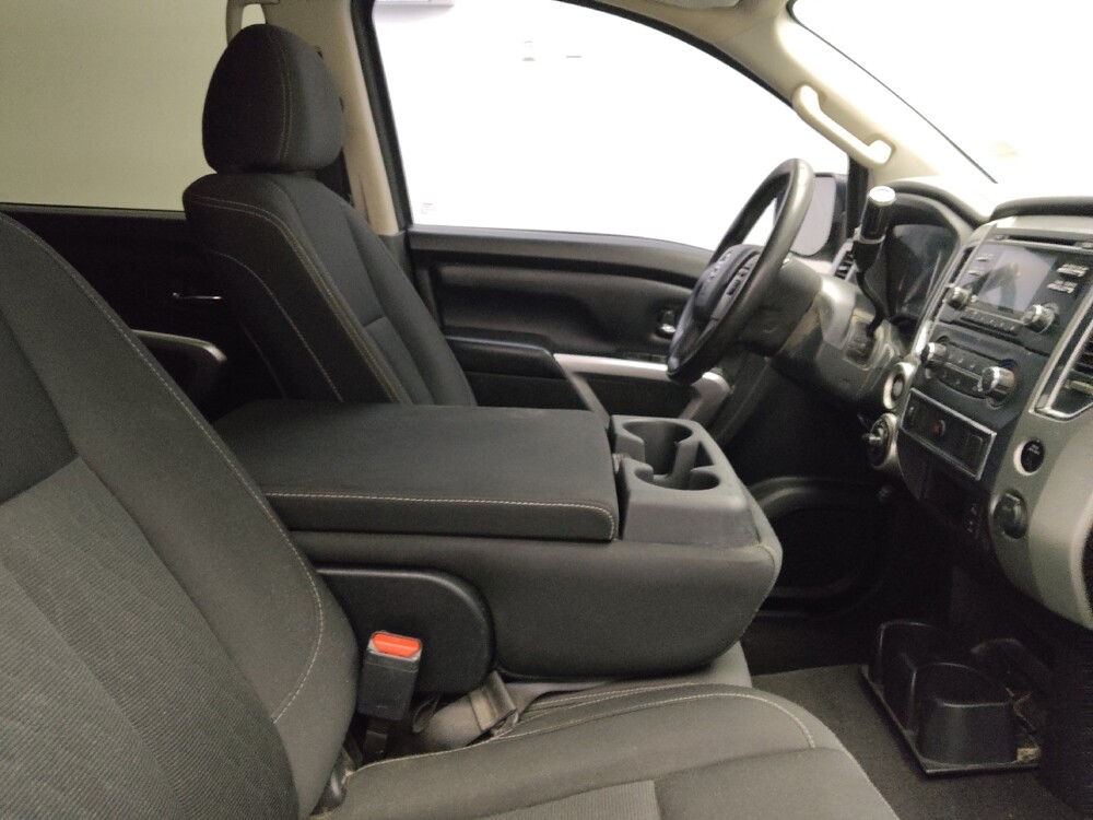 2017 Nissan Titan in Plano, TX 75074 - 18113473 21
