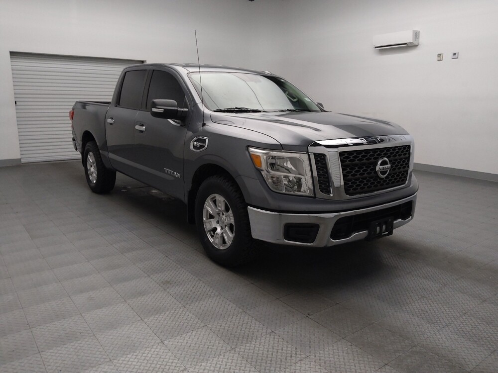 2017 Nissan Titan in Plano, TX 75074 - 18113473 13